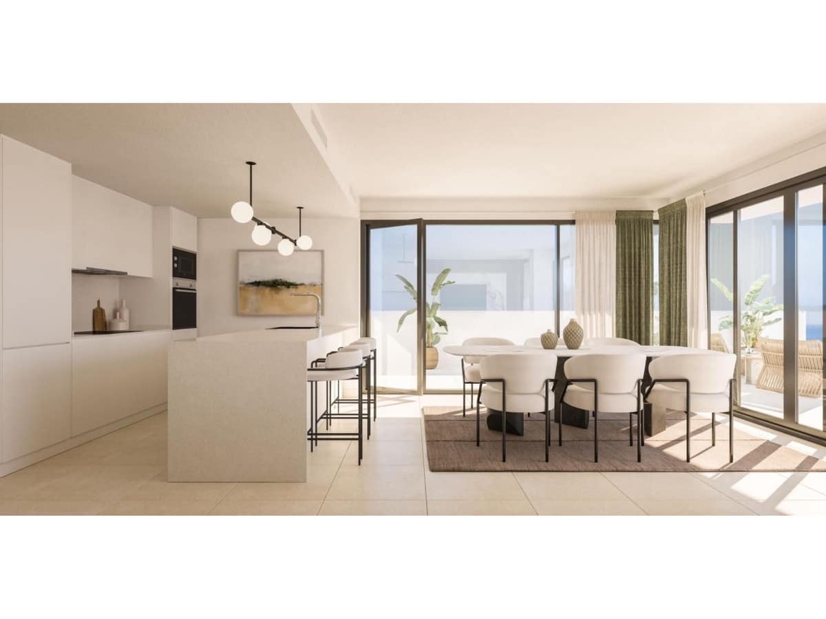 2 soveværelse Lejlighed til salg i Manilva med swimmingpool - € 527.000 (Ref: 8176422)