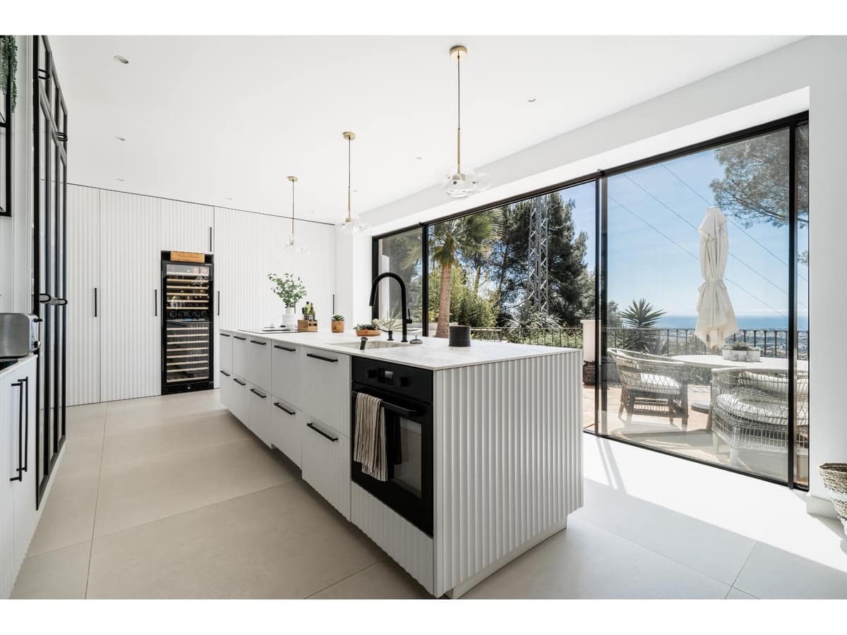4 slaapkamer Villa te koop in El Madronal - € 2.250.000 (Ref: 8232505)