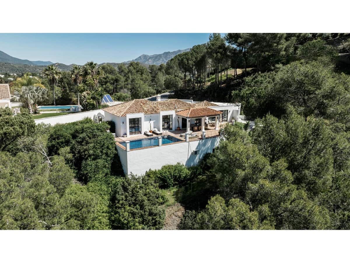 4 slaapkamer Villa te koop in El Madronal - € 2.250.000 (Ref: 8232505)