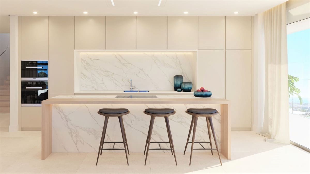 2 bedroom Apartment for sale in Benahavis with pool - € 899,000 (Ref: 8306093)