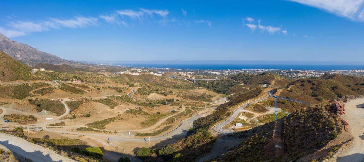 2 sovrum Lägenhet till salu i Benahavis med pool - 945 000 € (Ref: 8339296)