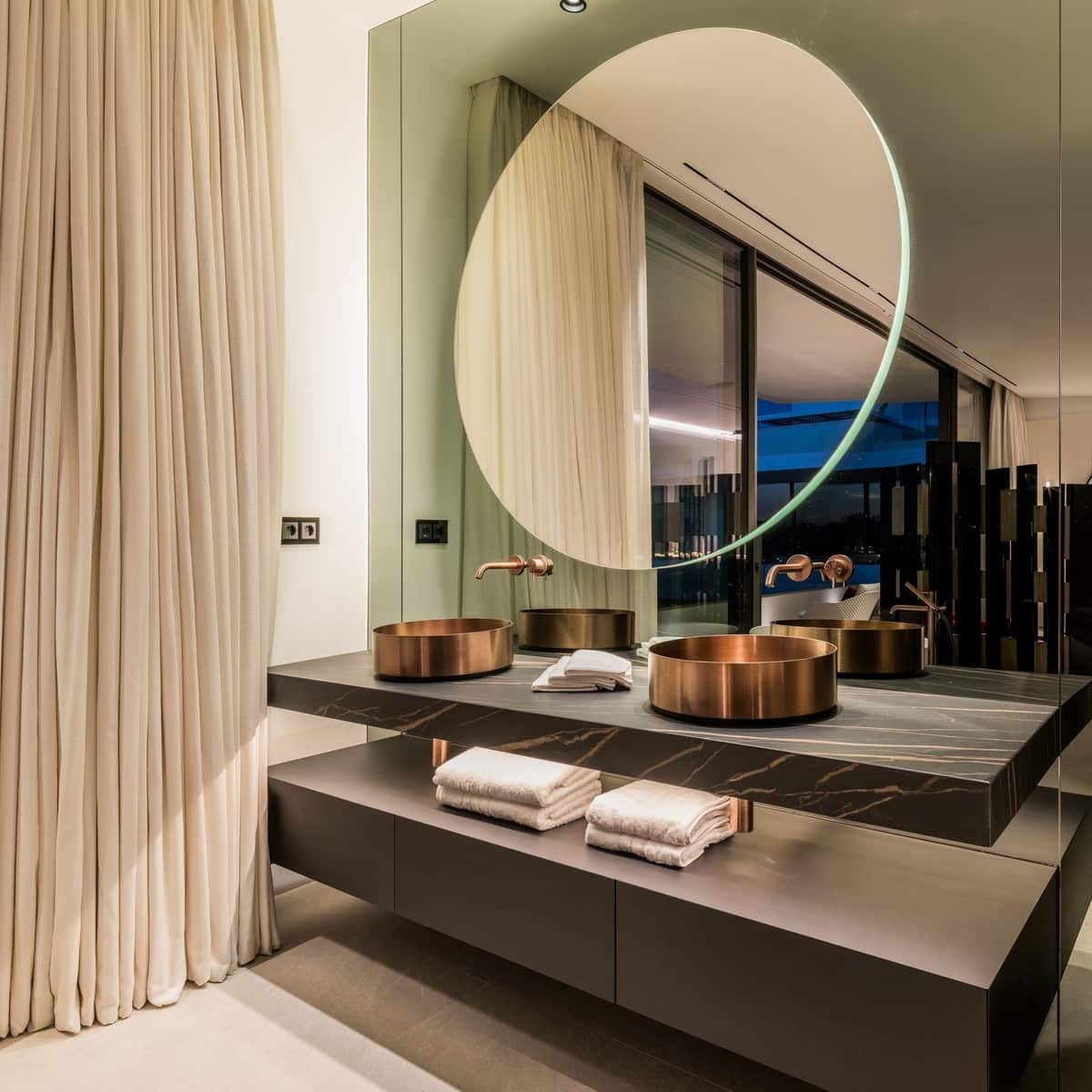 4 soverom Kjedet enebolig til salgs i Golden Mile - € 7 500 000 (Ref: 8454277)