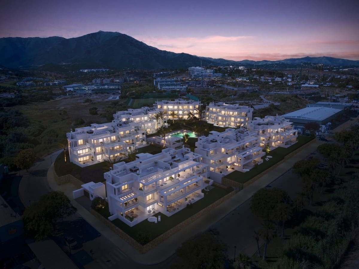 3 soverom Leilighet til salgs i Estepona med svømmebasseng - € 725 000 (Ref: 8484266)