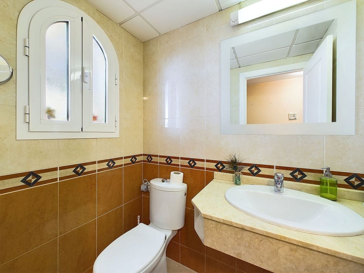 2 soverom Leilighet til salgs i Ojen med svømmebasseng - € 220 000 (Ref: 8550455)