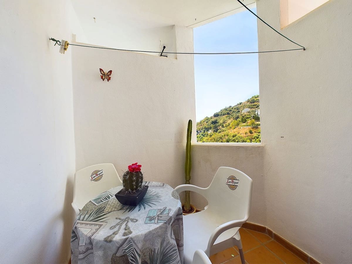 2 soverom Leilighet til salgs i Ojen med svømmebasseng - € 220 000 (Ref: 8550455)