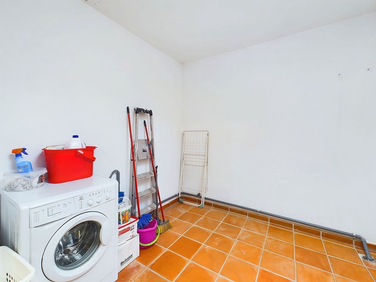 2 soverom Leilighet til salgs i Ojen med svømmebasseng - € 220 000 (Ref: 8550455)