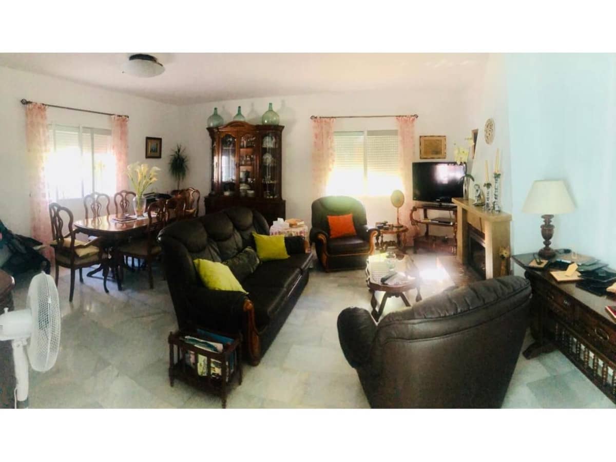 6 soveværelse Finca/Landehus til salg i Estepona - € 850.000 (Ref: 8599628)