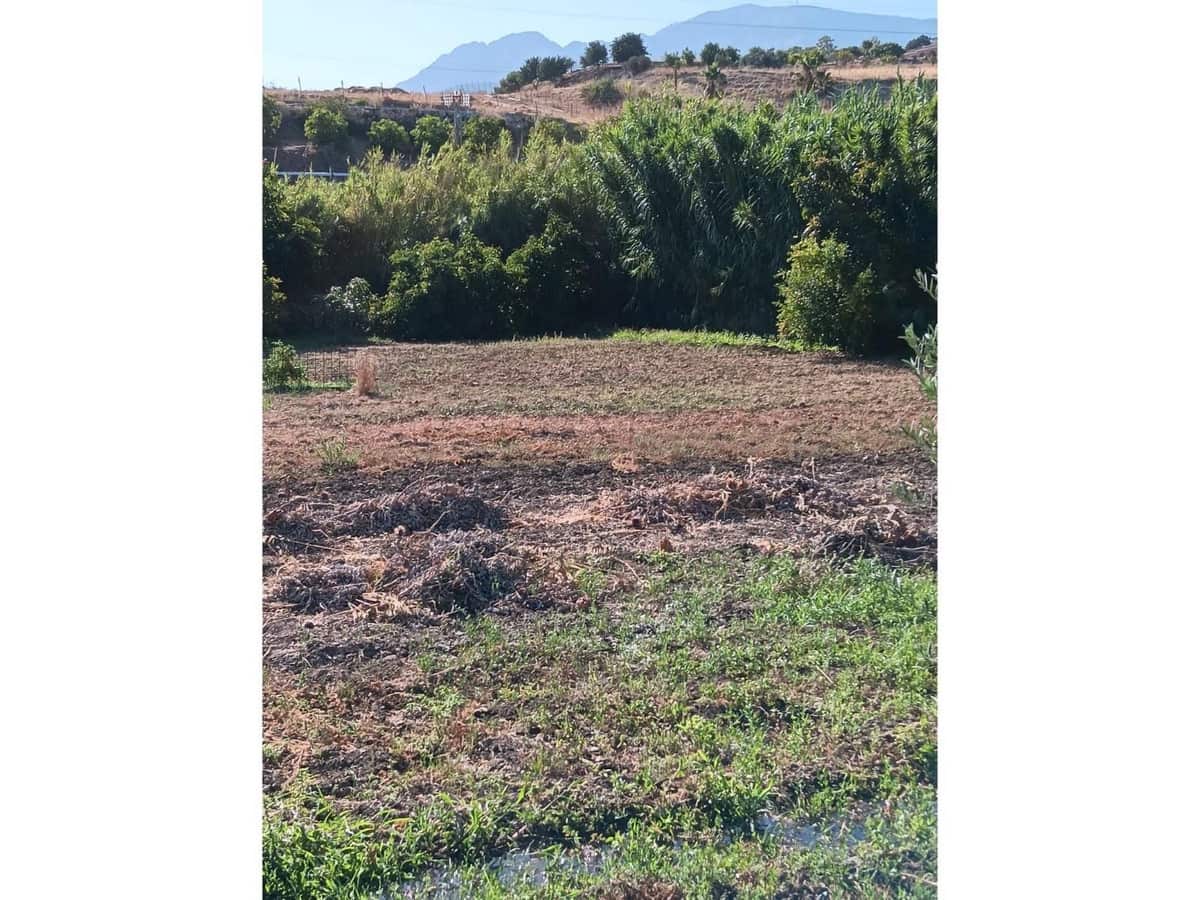 6 soveværelse Finca/Landehus til salg i Estepona - € 850.000 (Ref: 8599628)