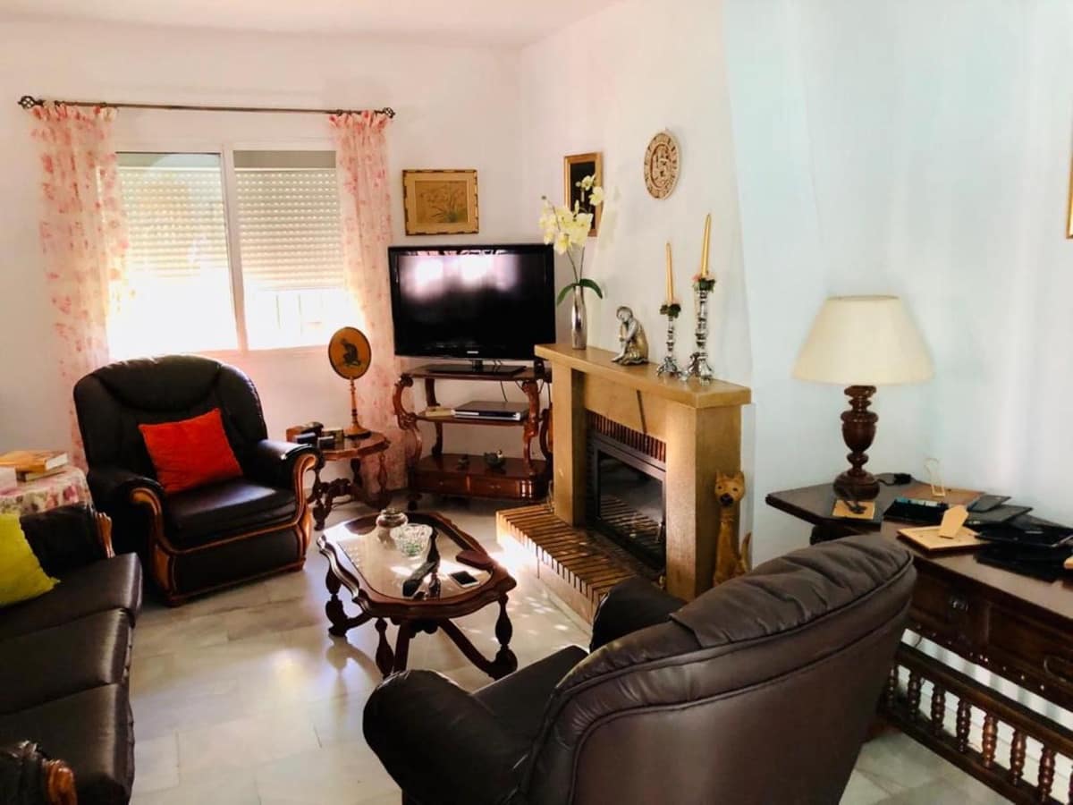 6 soveværelse Finca/Landehus til salg i Estepona - € 850.000 (Ref: 8599628)