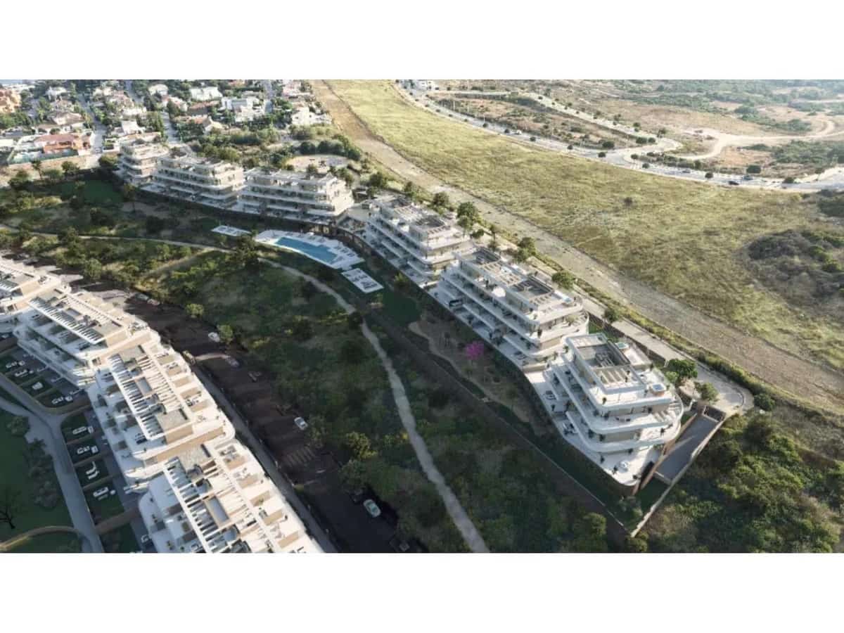 3 soverom Leilighet til salgs i Estepona med svømmebasseng - € 659 000 (Ref: 8779477)