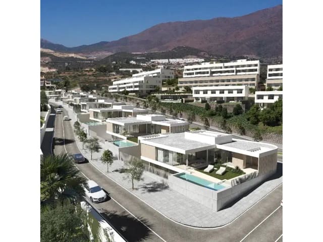 4 soverom Villa til salgs i Centro, Estepona med svømmebasseng - € 1 779 000 (Ref: 8779478)