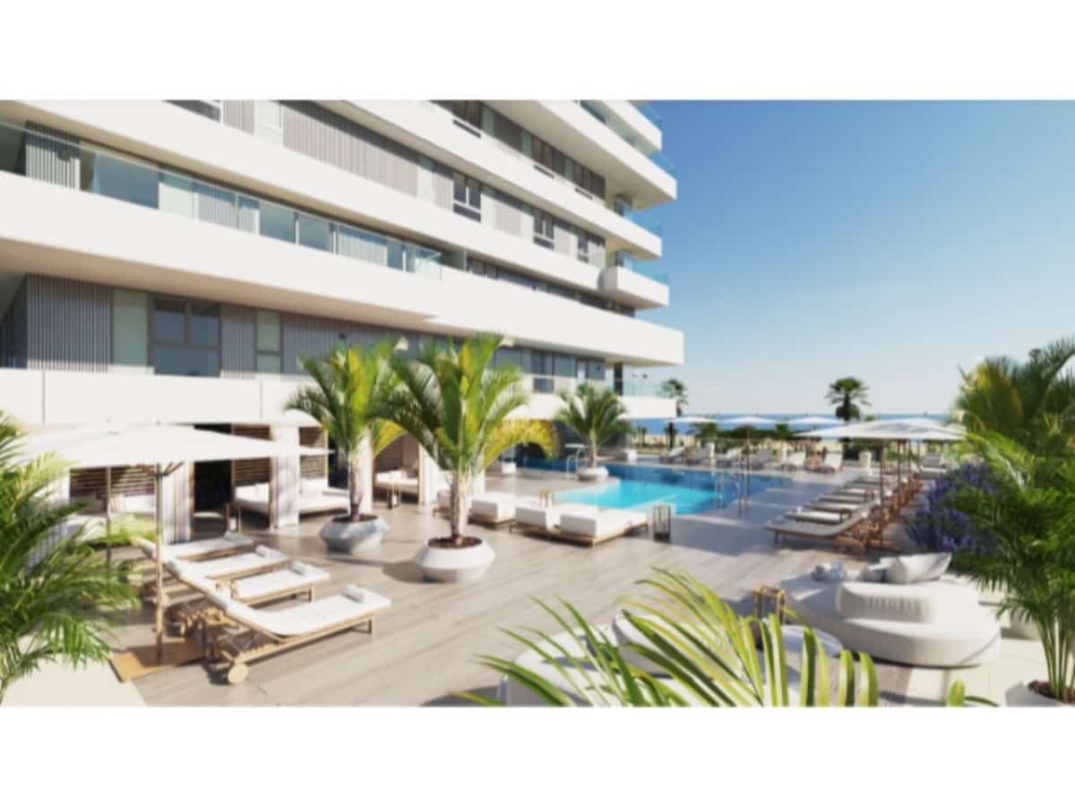 4 soveværelse Lejlighed til salg i Estepona med swimmingpool - € 2.406.000 (Ref: 8779978)