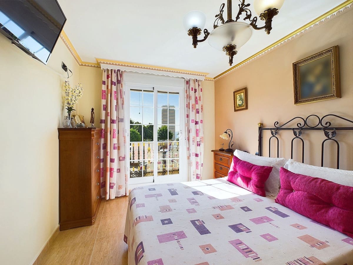 2 soveværelse Byhus til salg i Estepona - € 445.000 (Ref: 8881422)