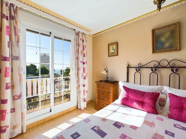 2 soveværelse Byhus til salg i Centro, Estepona - € 445.000 (Ref: 8881422)