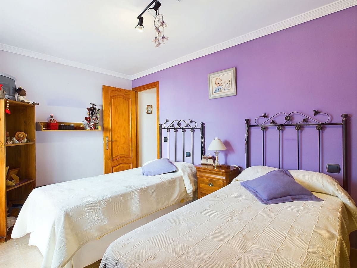 2 bedroom Townhouse for sale in Estepona - € 445,000 (Ref: 8881422)