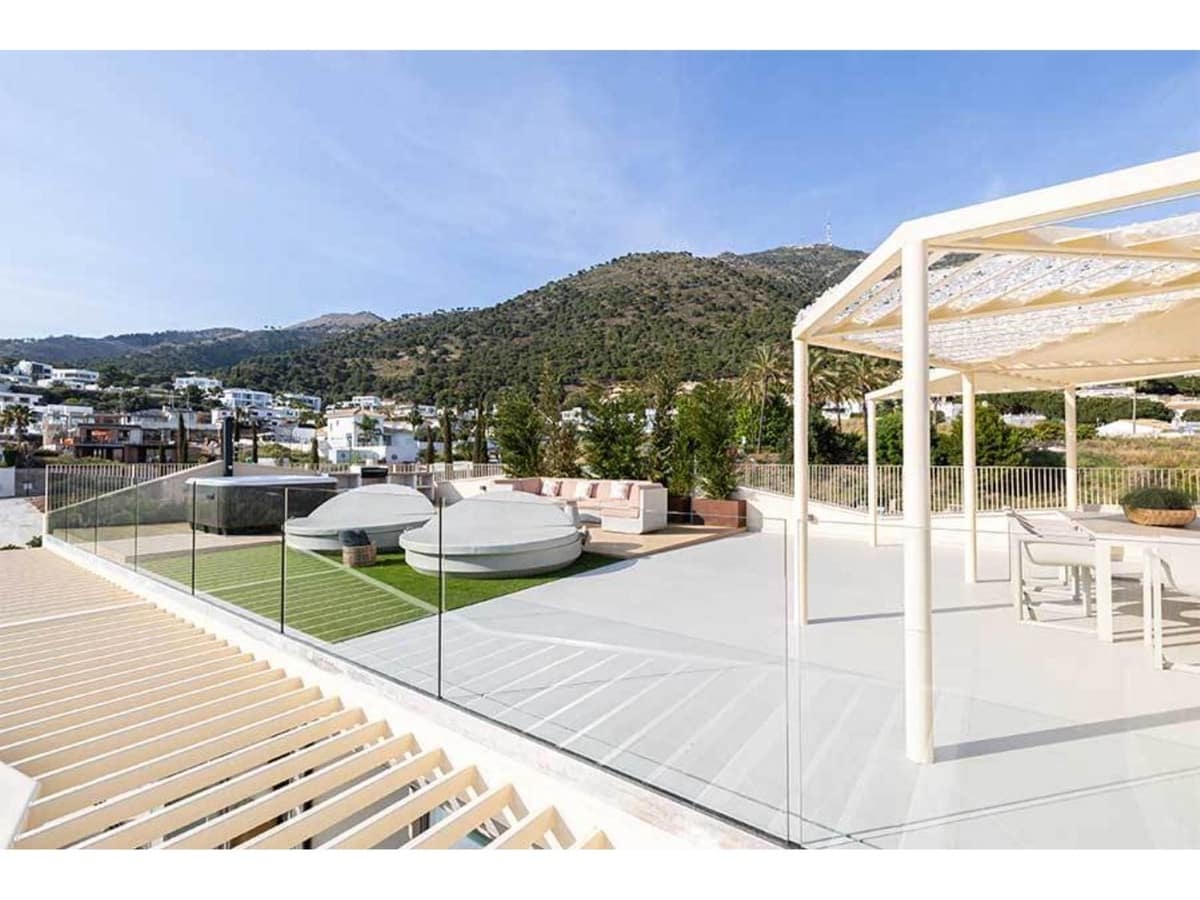 3 soverom Leilighet til salgs i Mijas med svømmebasseng - € 1 190 000 (Ref: 8902001)