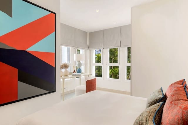 3 sypialnia Apartament na sprzedaż w Marbella del Este, Marbella z basenem - 2 250 000 € (Ref: 8910923)