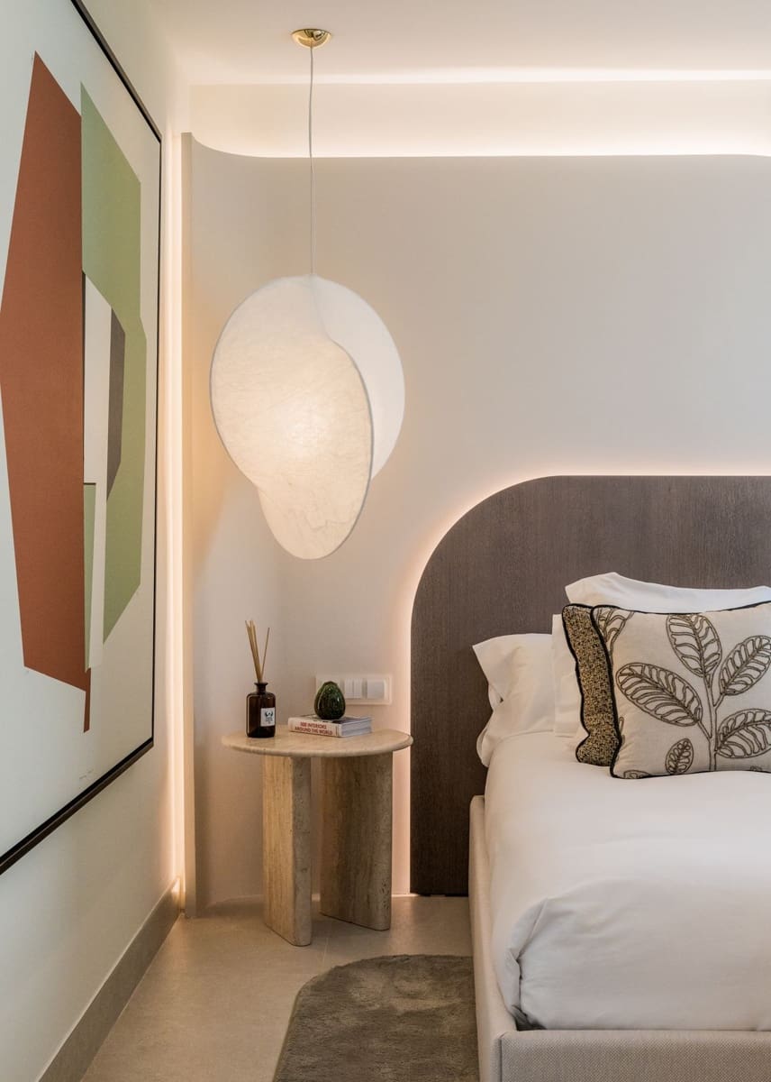 3 sypialnia Apartament na sprzedaż w Marbella del Este z basenem - 2 250 000 € (Ref: 8910923)