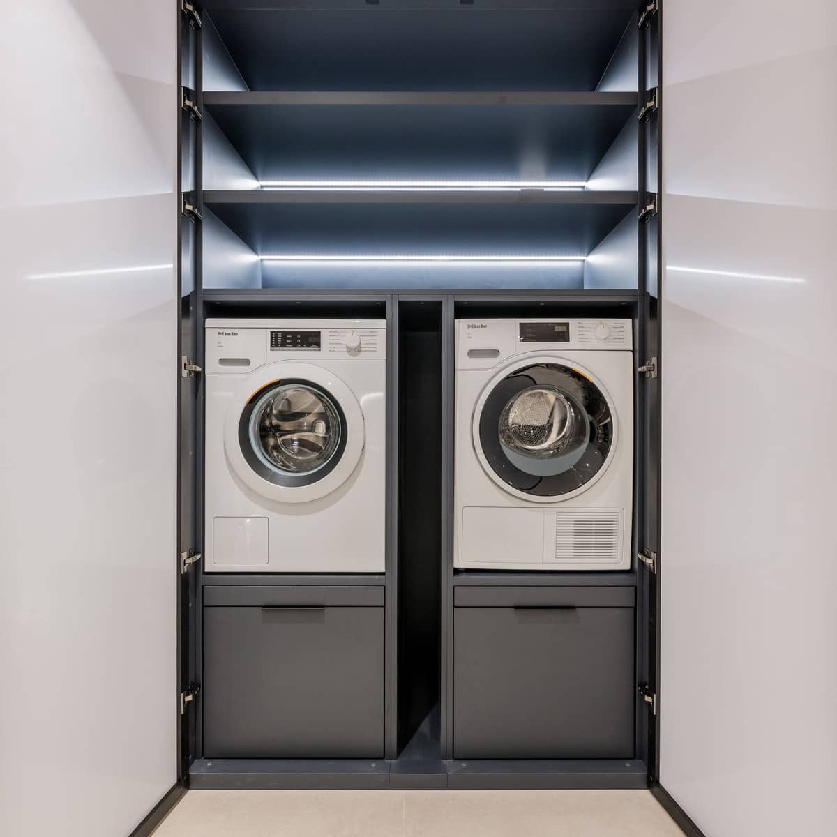 3 sypialnia Apartament na sprzedaż w Marbella del Este z basenem - 2 250 000 € (Ref: 8910923)