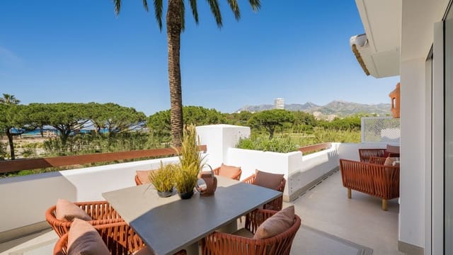 3 sypialnia Apartament na sprzedaż w Marbella del Este, Marbella z basenem - 2 250 000 € (Ref: 8910923)