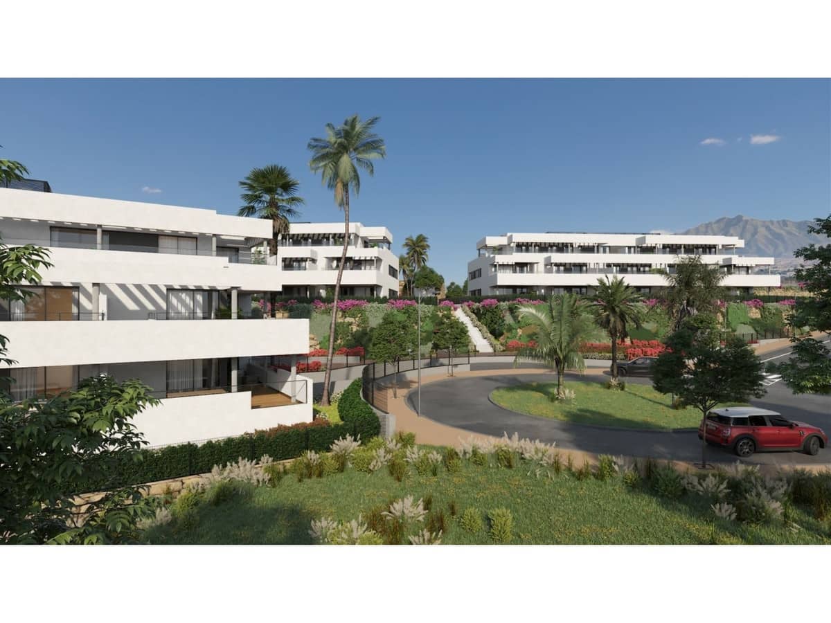 2 bedroom Apartment for sale in Casares with pool - € 301,000 (Ref: 8917788)