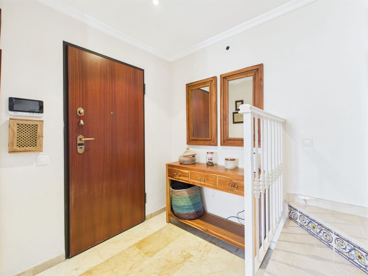 3 soveværelse Villa til salg i Manilva med swimmingpool - € 549.000 (Ref: 8972151)