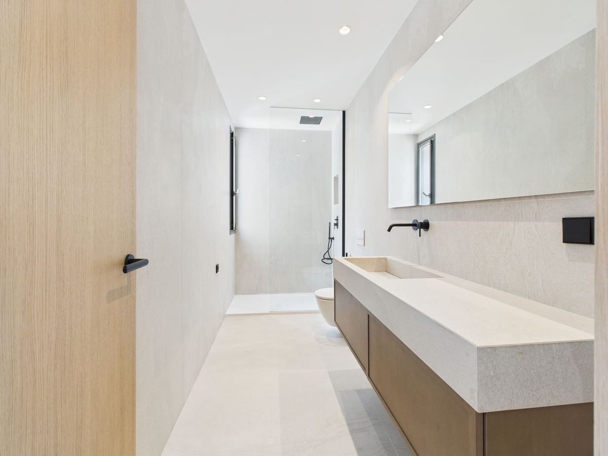 4 slaapkamer Villa te koop in Estepona met zwembad - € 1.795.000 (Ref: 9036439)