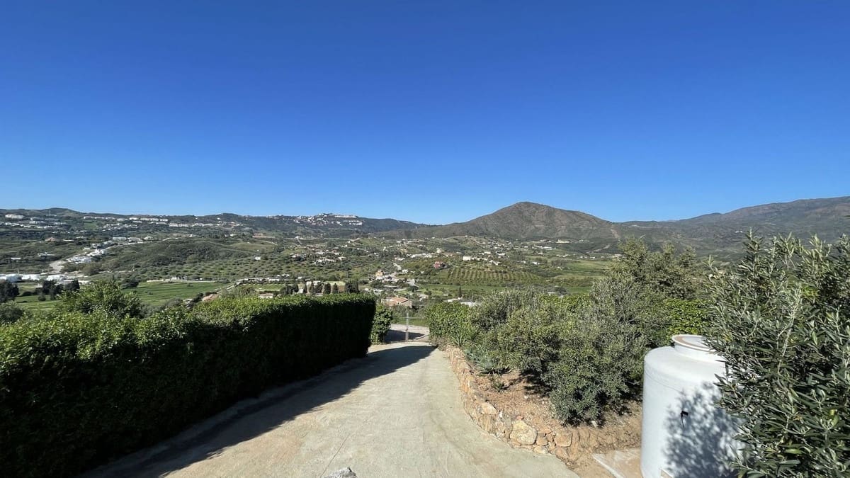 4 soveværelse Finca/Landehus til salg i La Cala de Mijas - € 1.650.000 (Ref: 9042127)