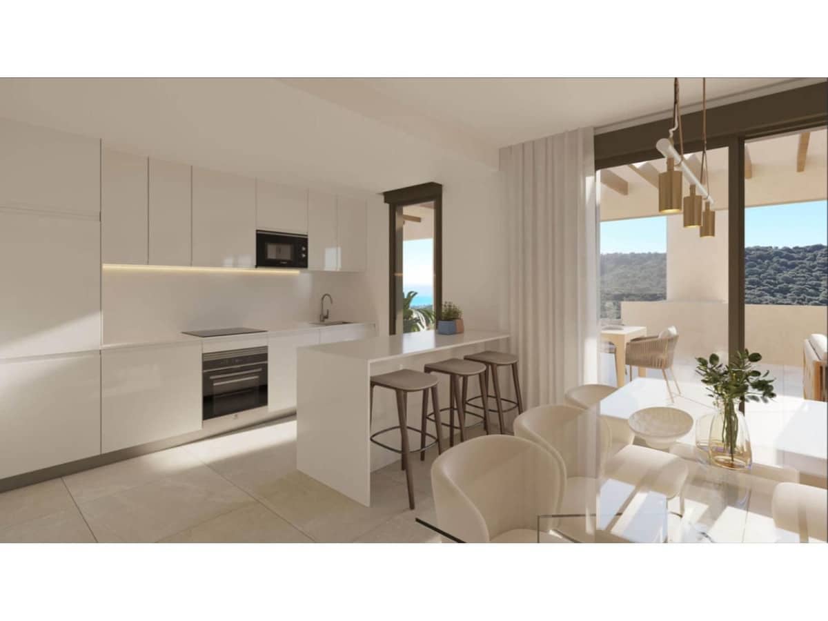 3 soveværelse Lejlighed til salg i Algeciras med swimmingpool - € 537.000 (Ref: 9050918)