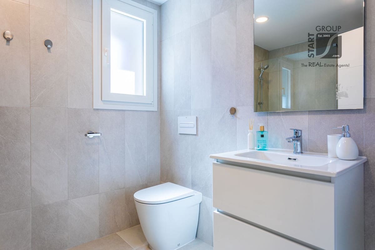 3 makuuhuone Huoneisto myytävänä paikassa Mijas mukana uima-altaan - 329 000 € (Ref: 9068748)