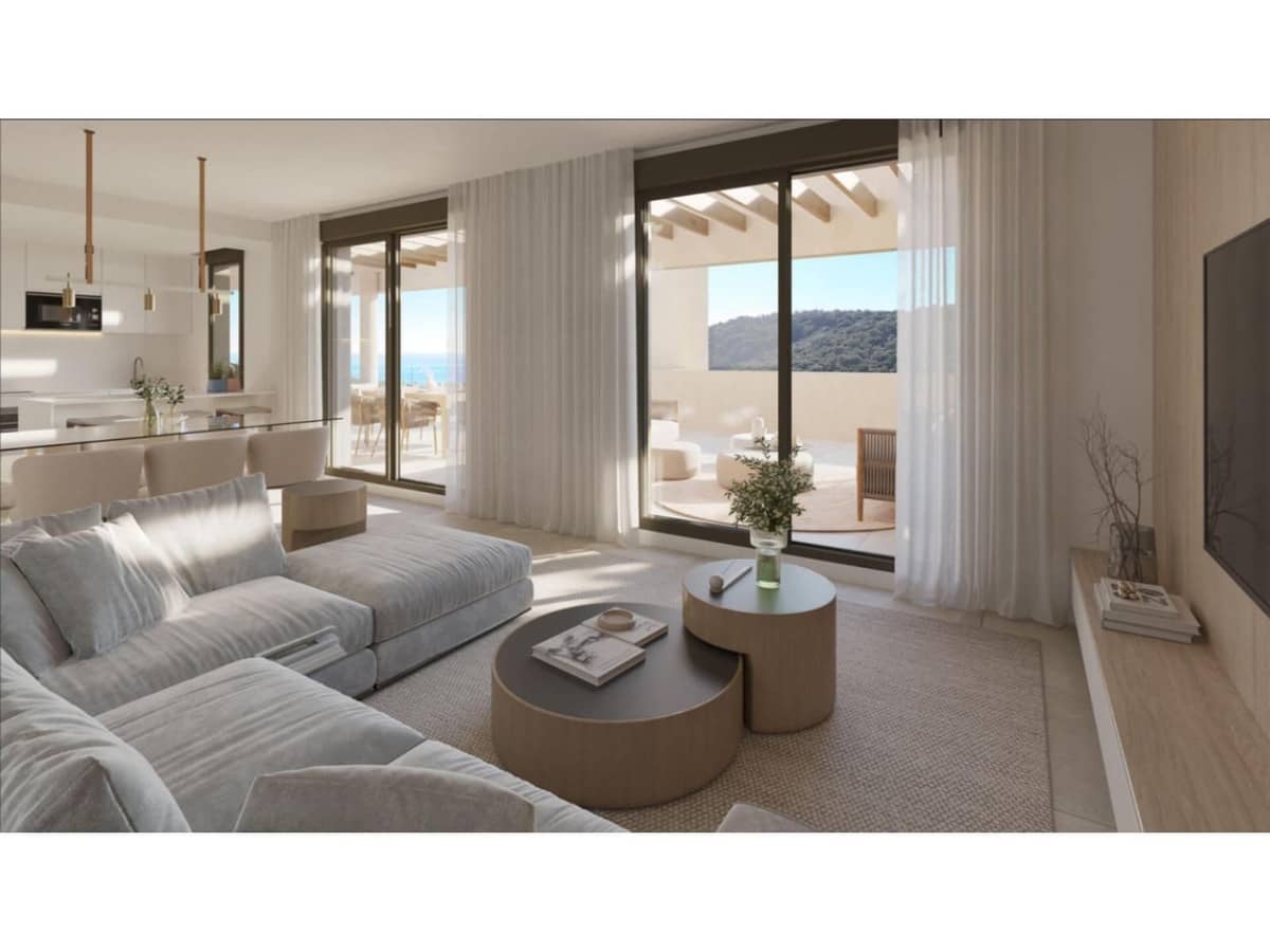 2 bedroom Apartment for sale in La Alcaidesa - € 428,000 (Ref: 9074993)