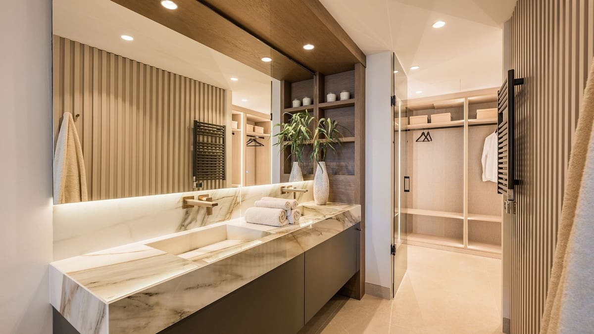 4 soveværelse Lejlighed til salg i Estepona med swimmingpool - € 3.995.000 (Ref: 9095158)