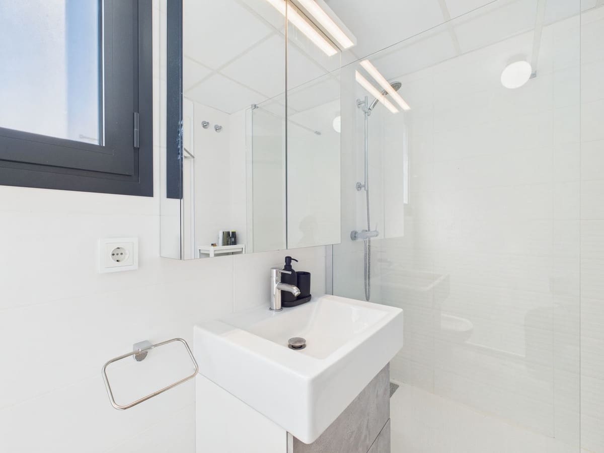 2 soveværelse Lejlighed til salg i Estepona med swimmingpool - € 389.000 (Ref: 9185267)