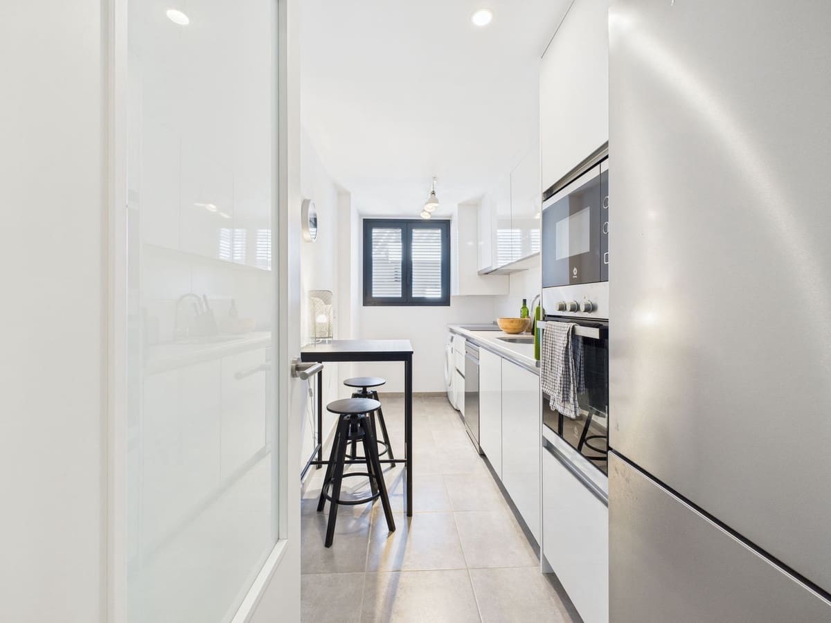 2 makuuhuone Huoneisto myytävänä paikassa Estepona - 375 000 € (Ref: 9185267)