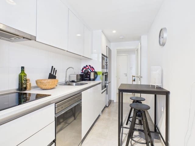 Apartamento de 2 habitaciones en Estepona en venta - 375.000 € (Ref: 9185267)