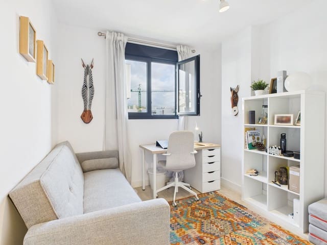 Apartamento de 2 habitaciones en Estepona en venta - 375.000 € (Ref: 9185267)