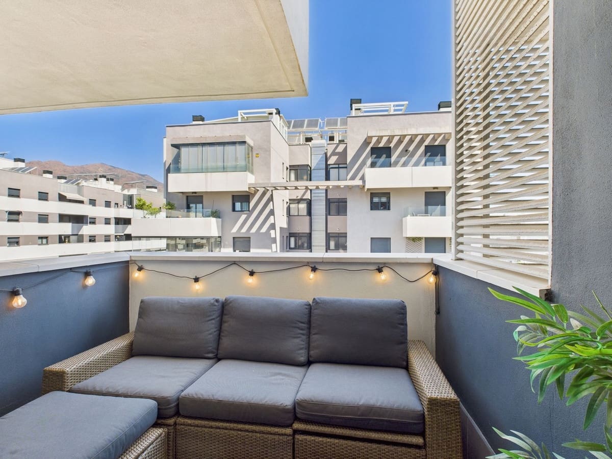 2 makuuhuone Huoneisto myytävänä paikassa Estepona - 375 000 € (Ref: 9185267)
