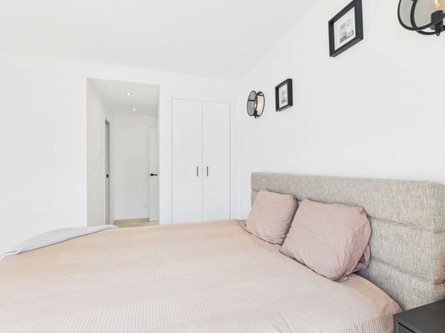 2 sovrum Lägenhet till salu i Centro, Estepona med pool - 565 000 € (Ref: 9186809)