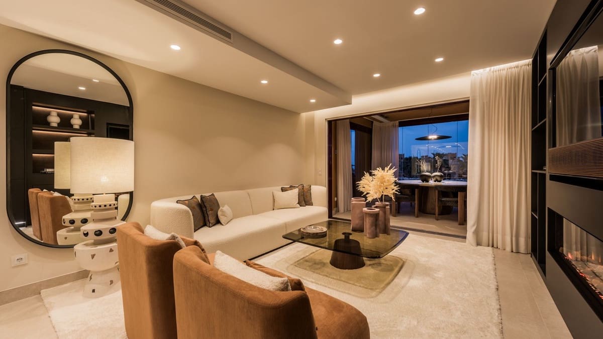 3 makuuhuone Huoneisto myytävänä paikassa Estepona mukana uima-altaan - 2 395 000 € (Ref: 9191005)