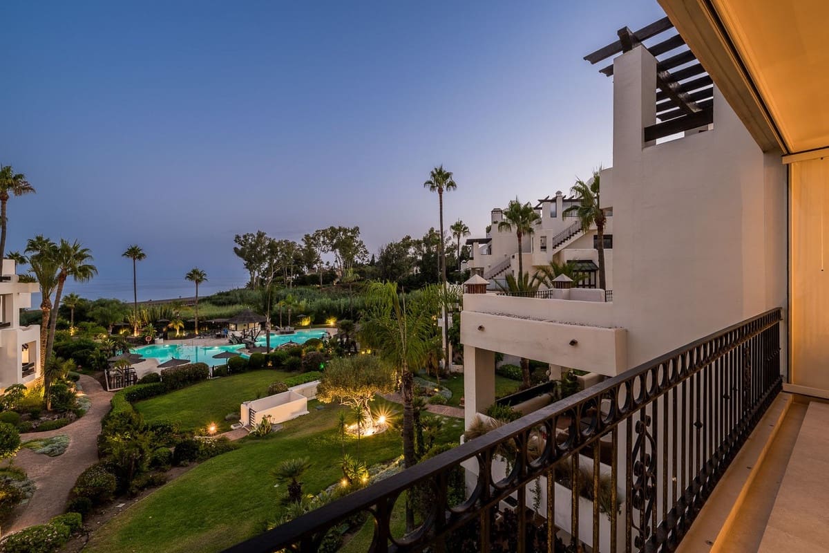 3 Zimmer Apartment zu verkaufen in Estepona - 1.995.000 € (Ref: 9192258)