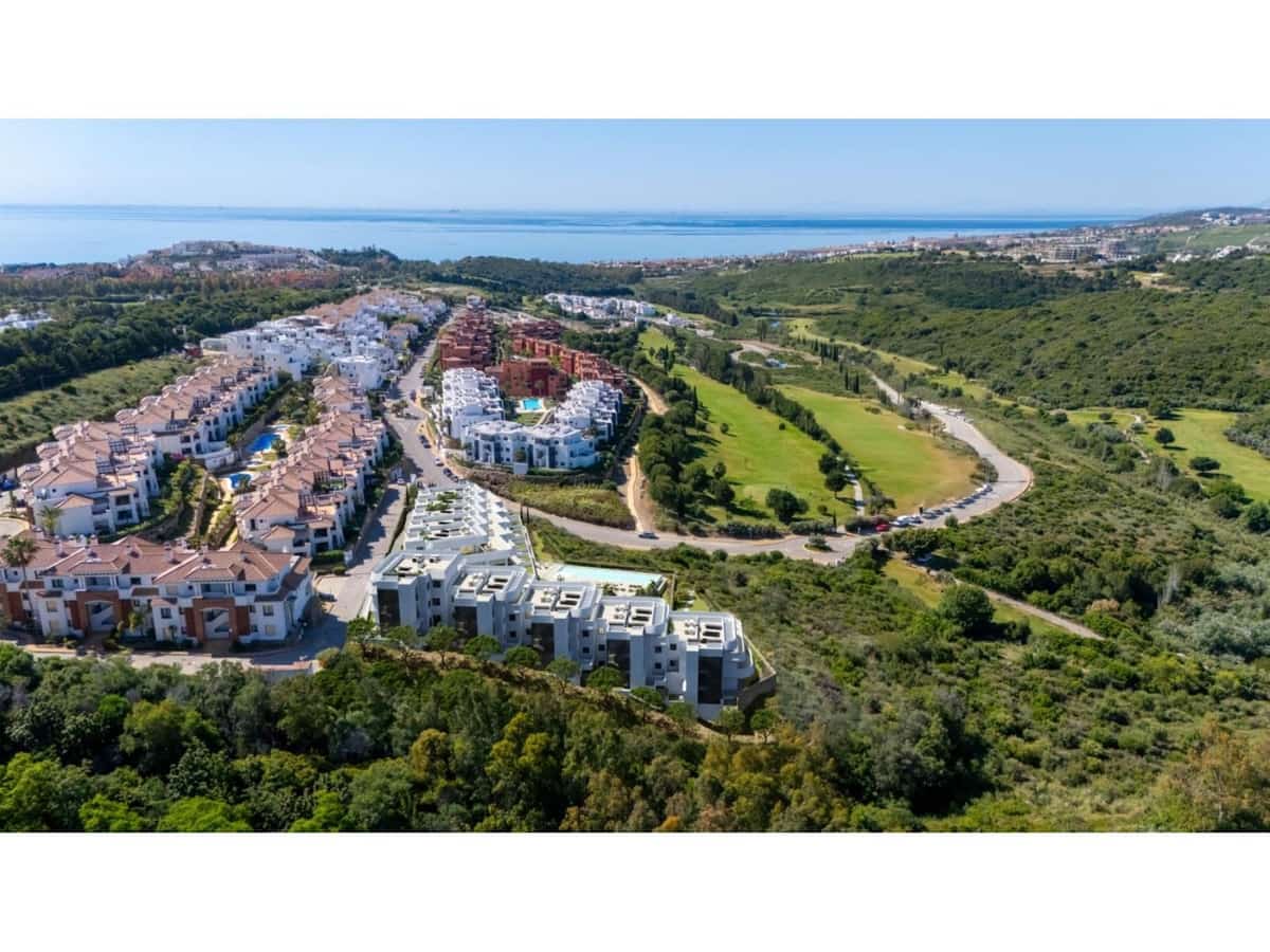 3 bedroom Apartment for sale in Casares - € 449,000 (Ref: 9200398)