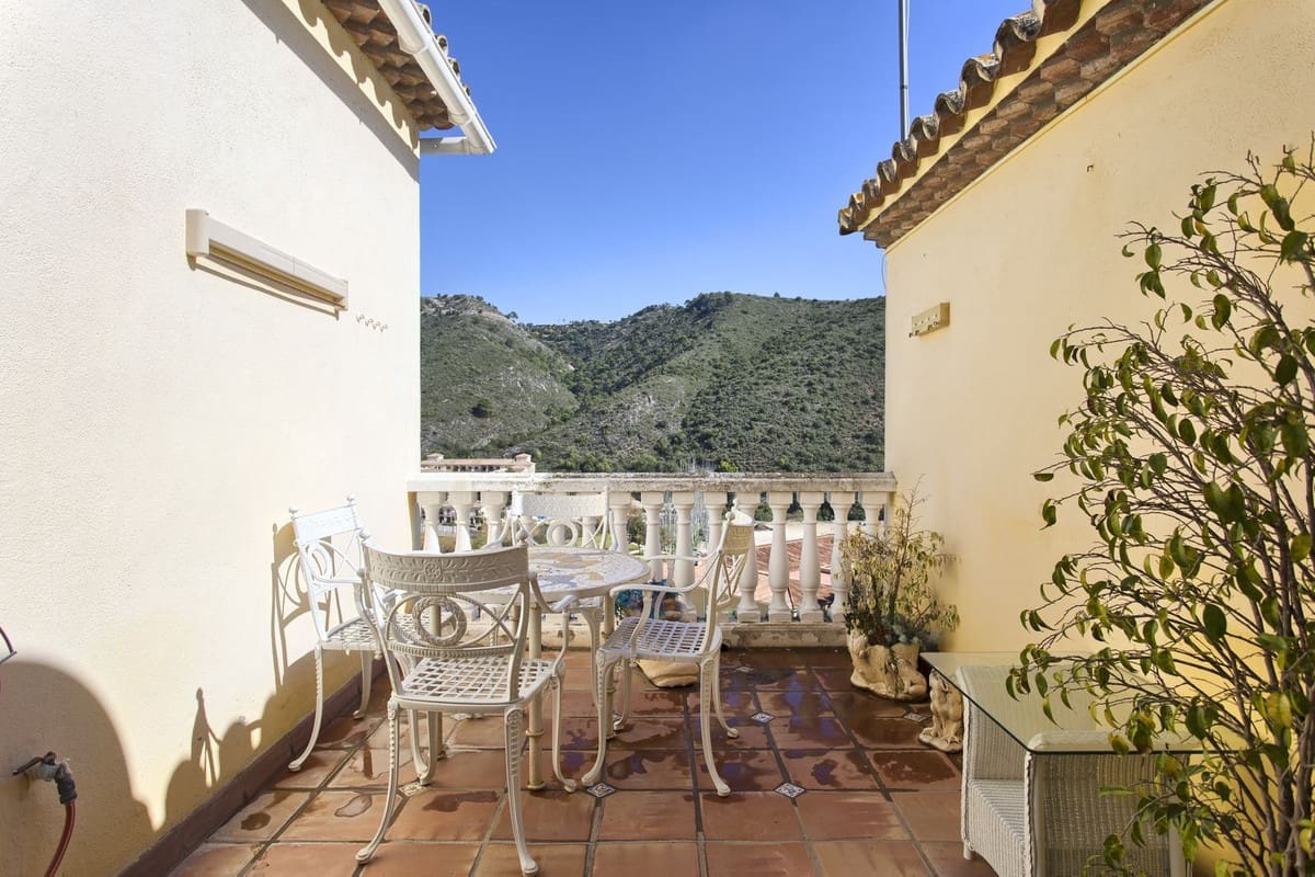 3 slaapkamer Huis te koop in Benahavis - € 375.000 (Ref: 9215005)