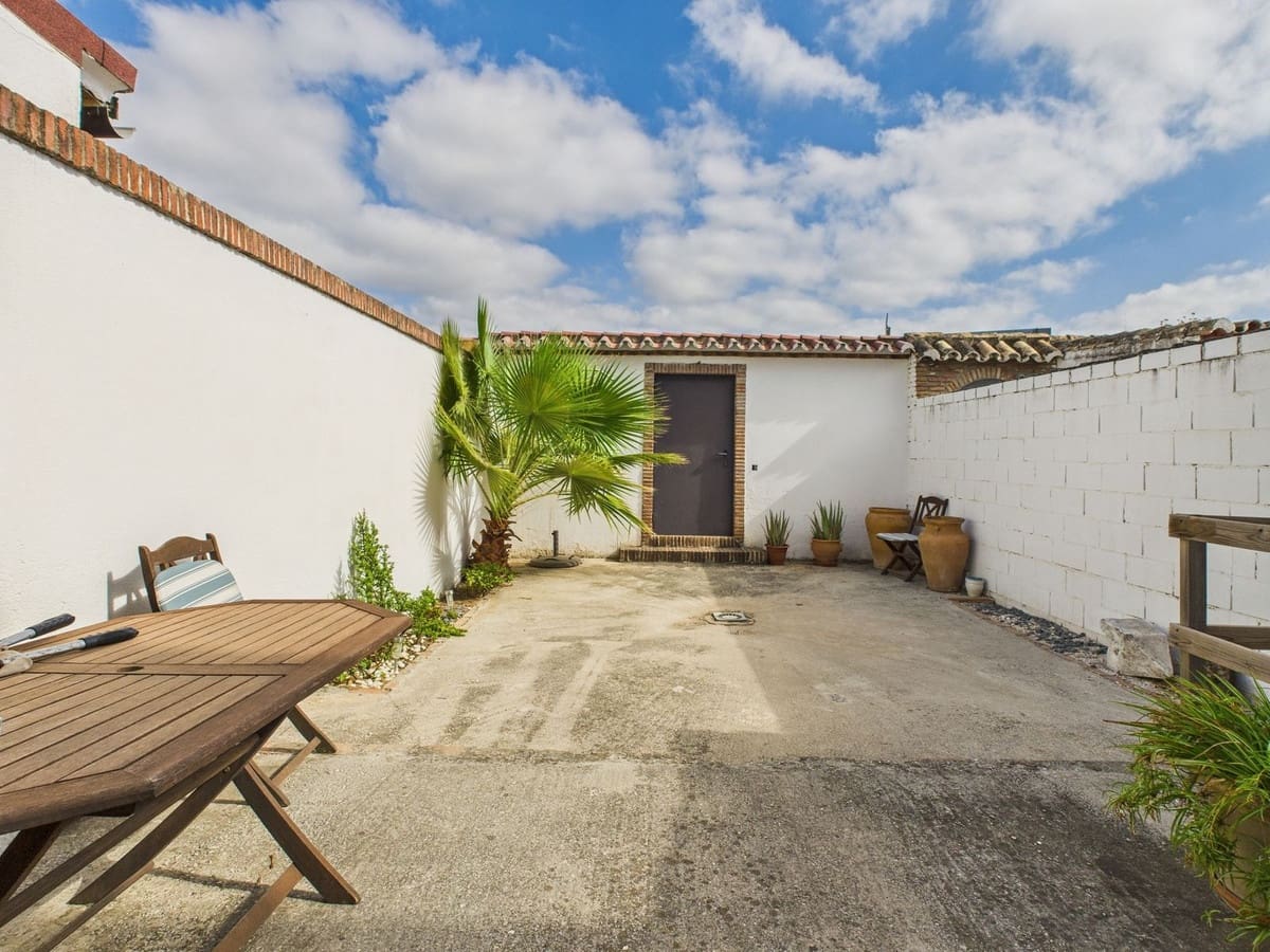 3 soveværelse Byhus til salg i Estepona - € 475.000 (Ref: 9242848)