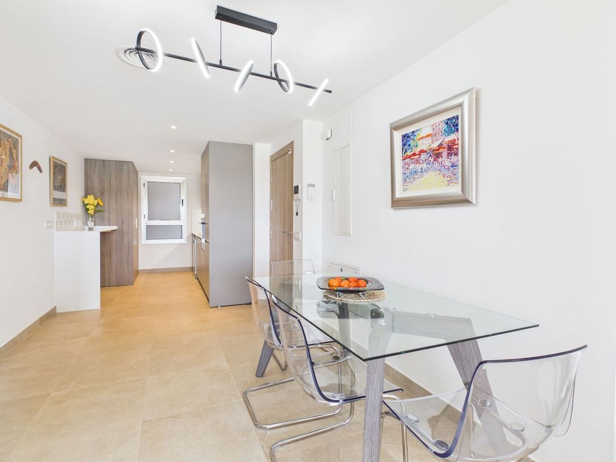 2 soveværelse Lejlighed til salg i Estepona - € 365.000 (Ref: 9321688)