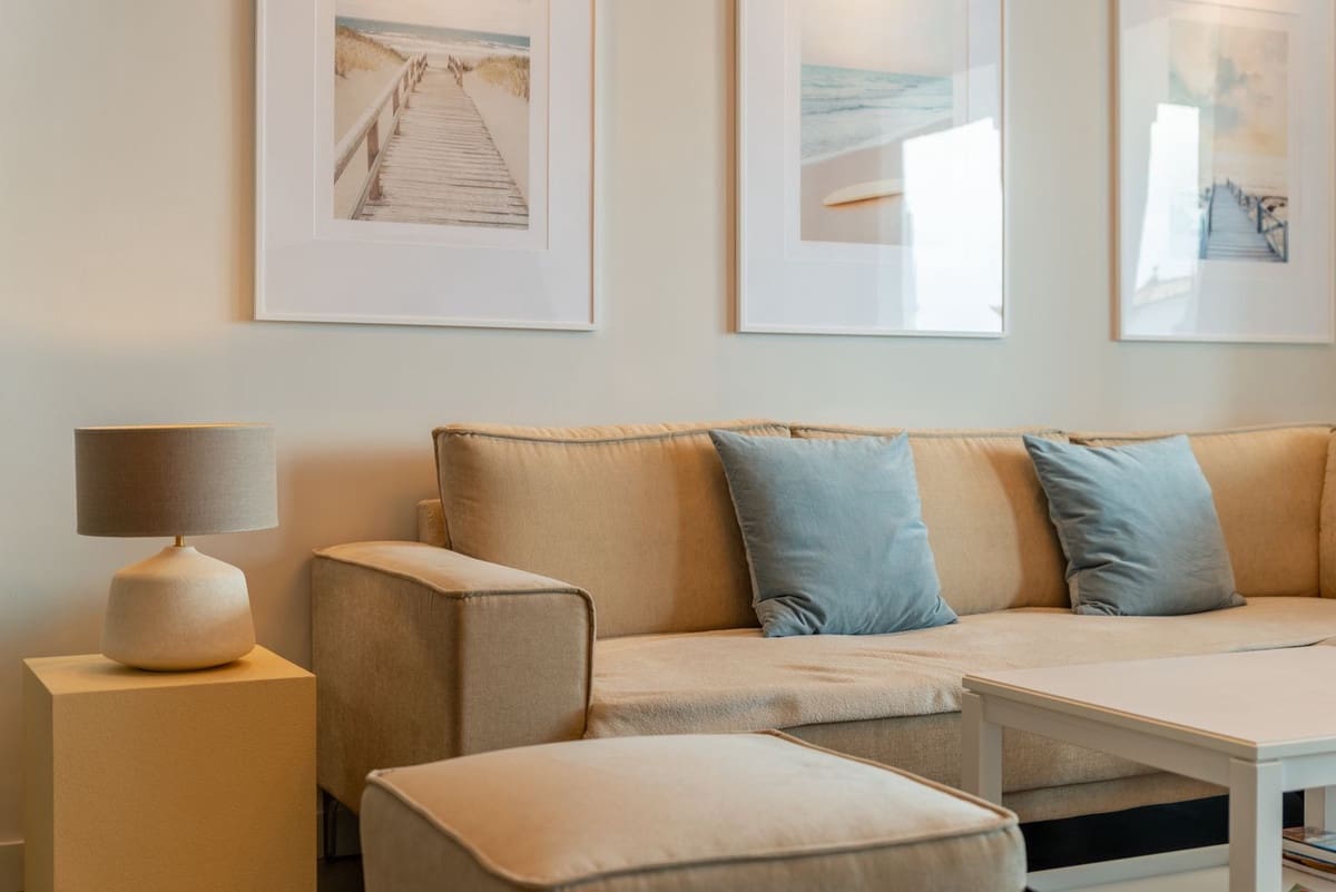 3 bedroom Apartment for sale in Estepona with pool - € 425,000 (Ref: 9330476)