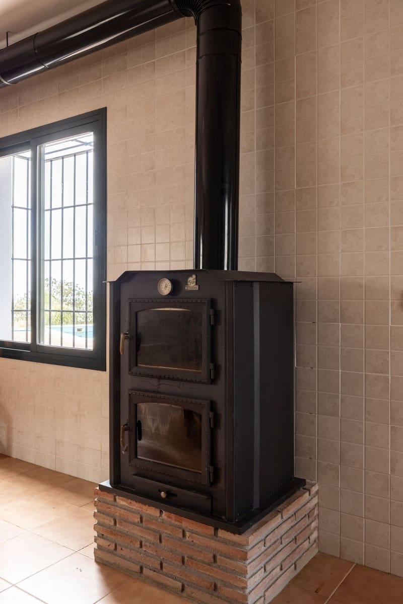 9 soverom Villa til salgs i Estepona med svømmebasseng - € 2 200 000 (Ref: 9353367)