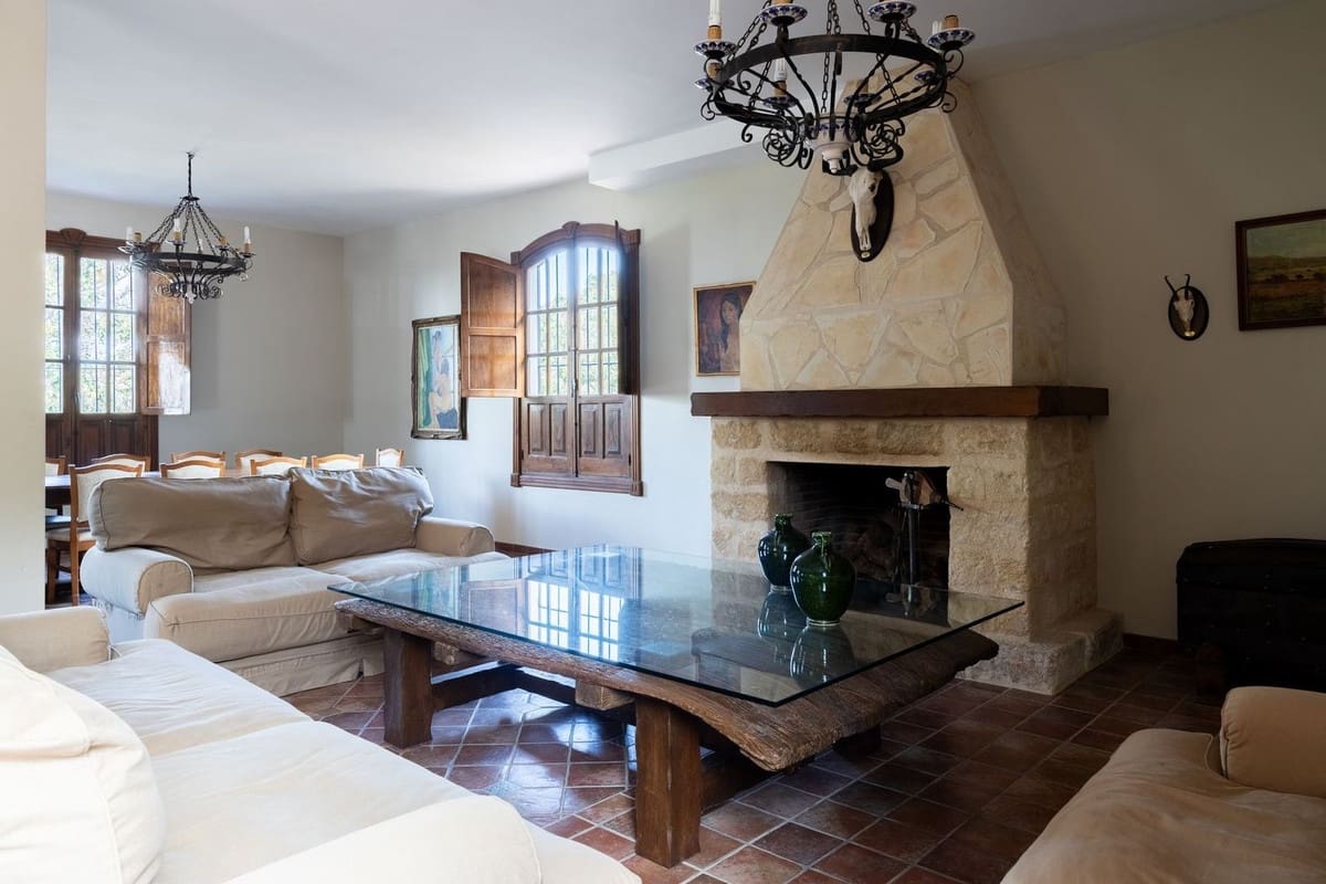 9 soverom Finca/Herregård til salgs i Malaga by - € 2 100 000 (Ref: 9353367)