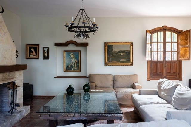 9 slaapkamer Finca/Landhuis te koop in Málaga stad - € 2.100.000 (Ref: 9353367)