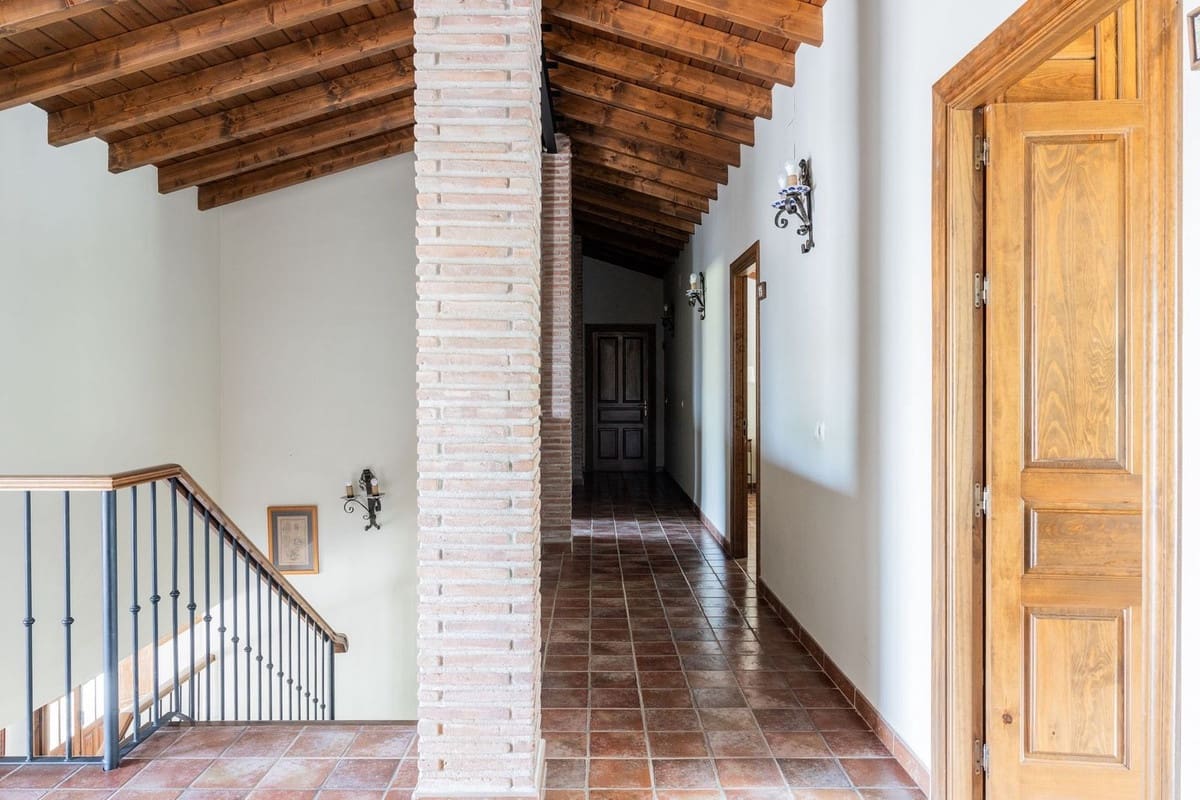 9 soverom Finca/Herregård til salgs i Malaga by - € 2 100 000 (Ref: 9353367)