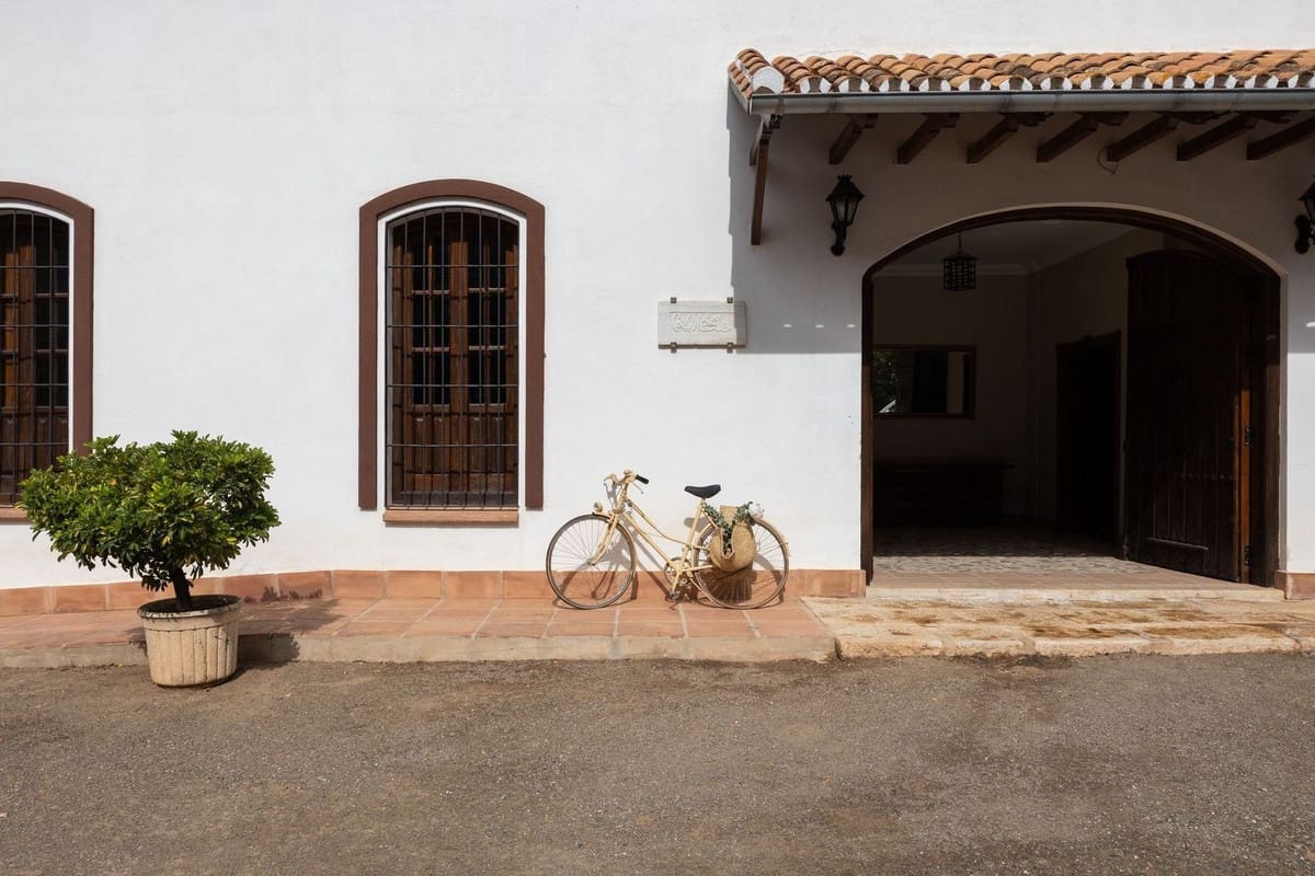 9 soverom Finca/Herregård til salgs i Malaga by - € 2 100 000 (Ref: 9353367)